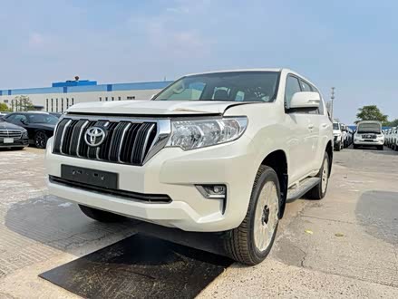 普拉多(进口) 2022款 4.0L 中东版