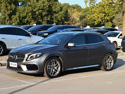奔驰GLA AMG 2017款 改款 AMG GLA 45 4MATIC
