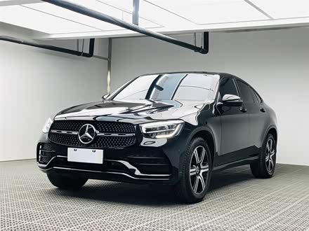 奔驰GLC轿跑 2021款 GLC 260 4MATIC 轿跑SUV