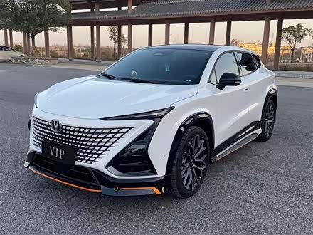 长安UNI-T 2021款 1.5T 运动版 旗舰型