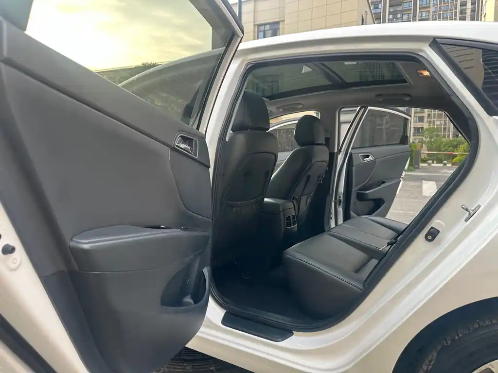 HYUNDAI NAME PICTURE