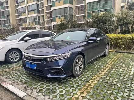 英仕派 2019款 260TURBO 精致版 国V