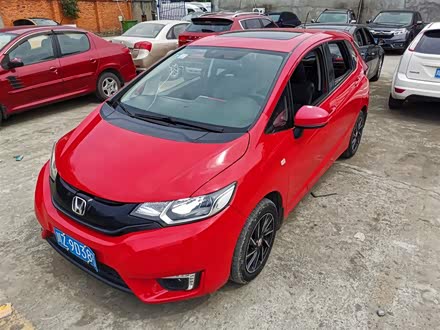 飞度 2016款 1.5L LXS CVT舒适天窗版