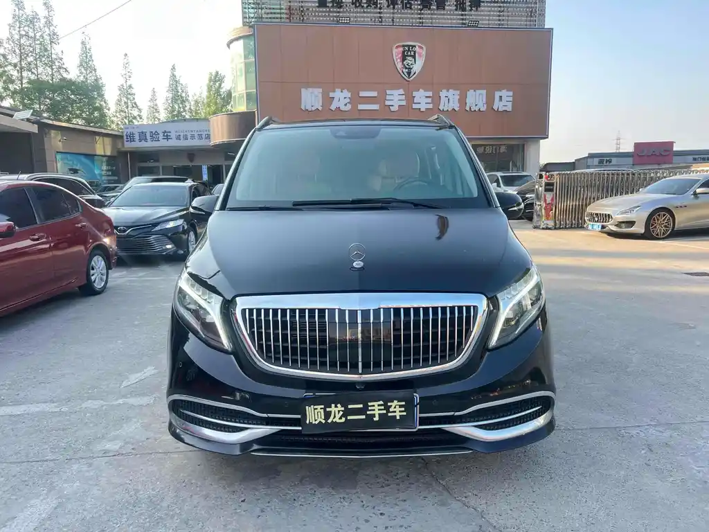 MERCEDES-BENZ V CLASS