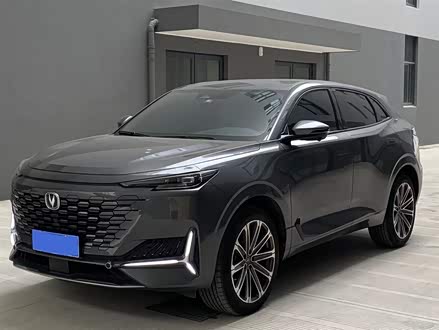 长安UNI-K 2021款 2.0T 尊贵型