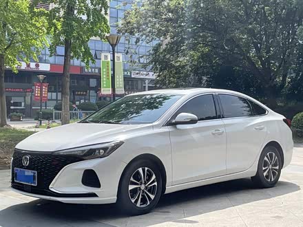 逸动 2020款 PLUS 蓝鲸NE 1.4T GDI DCT尊贵型