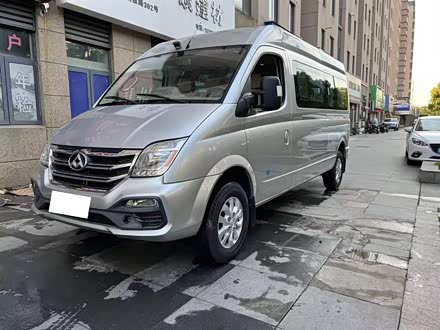 上汽大通MAXUS V80 2016款 2.5T AMT商杰版国V长轴中顶15座