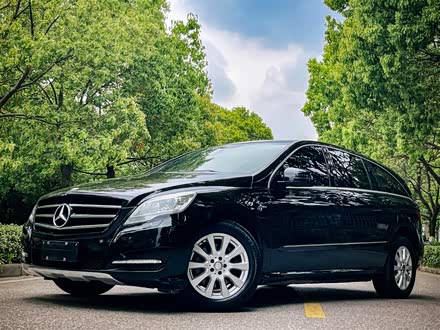 奔驰R级 2017款 R 320 4MATIC 商务型臻藏版