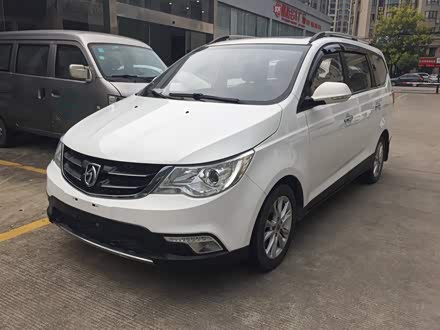 宝骏730 2014款 1.5L 手动标准型 7座