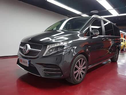 奔驰V级 2021款 V 260 L 长轴距豪华版
