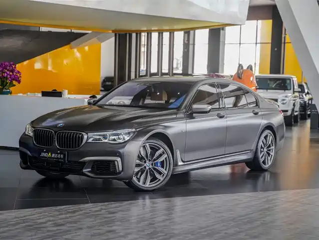 BMW  7 SERIES 2018