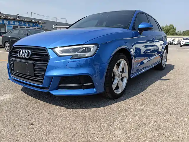 AUDI  A3 2019