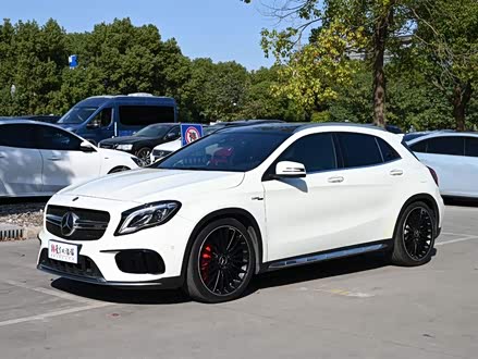 奔驰GLA AMG 2017款 改款 AMG GLA 45 4MATIC