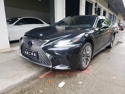 雷克萨斯LS 2018款 500h 行政版 国V