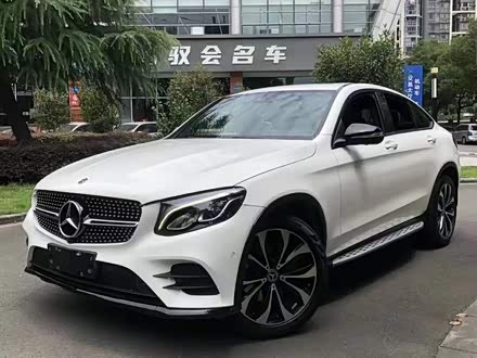 奔驰GLC轿跑 2018款 GLC 260 4MATIC 轿跑SUV