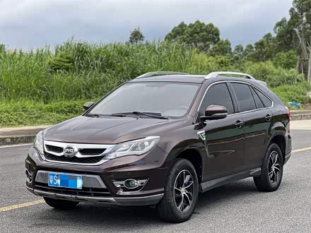 比亚迪S7 2015款 1.5T 升级版 手动尊贵型