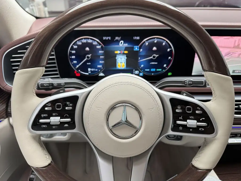 MERCEDES-BENZ MAYBACH GLS