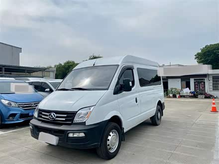上汽大通MAXUS V80 2020款 2.5T AMT经典城配王短轴超低顶2/3座