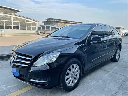 奔驰R级 2017款 R 320 4MATIC 商务型臻藏版