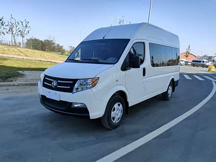 御风 2015款 2.5T领运版御利宝高配长轴高顶ZD25