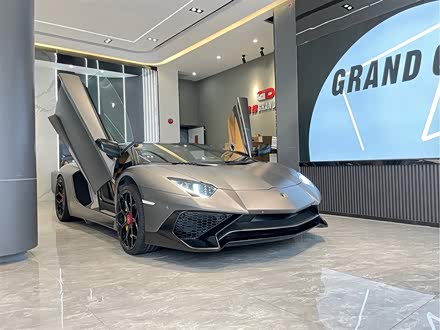 Aventador 2011款 LP 700-4