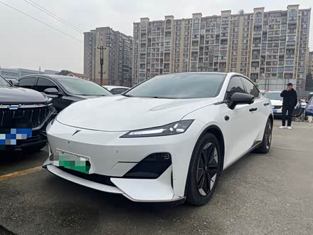 深蓝SL03 2022款 1.5L 1200增程版
