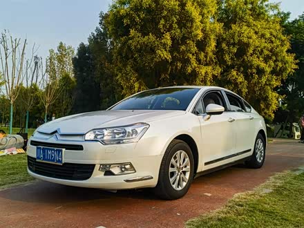 雪铁龙C5 2011款 2.3L 自动尊雅型