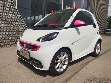 smart fortwo 2014款 1.0 MHD 硬顶BoConcept特别版