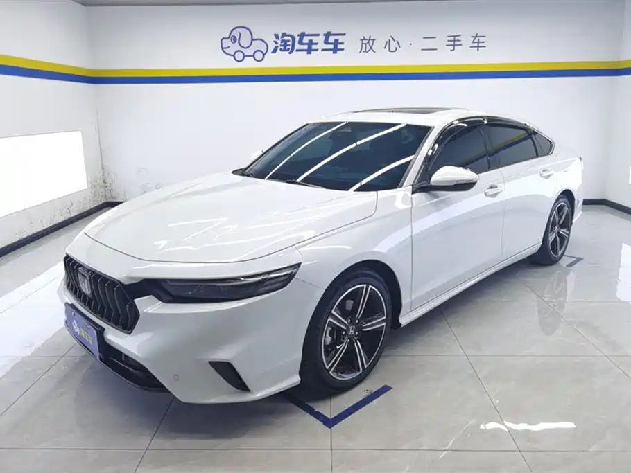 Исパイ 2023 года 260TURBO Джинь Юэバнь 11400 km 2024