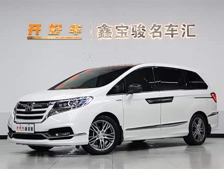 艾力绅 2019款 2.0L 混动豪华版