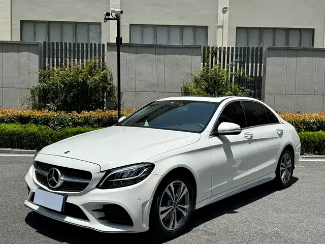 MERCEDES BENZ C CLASS