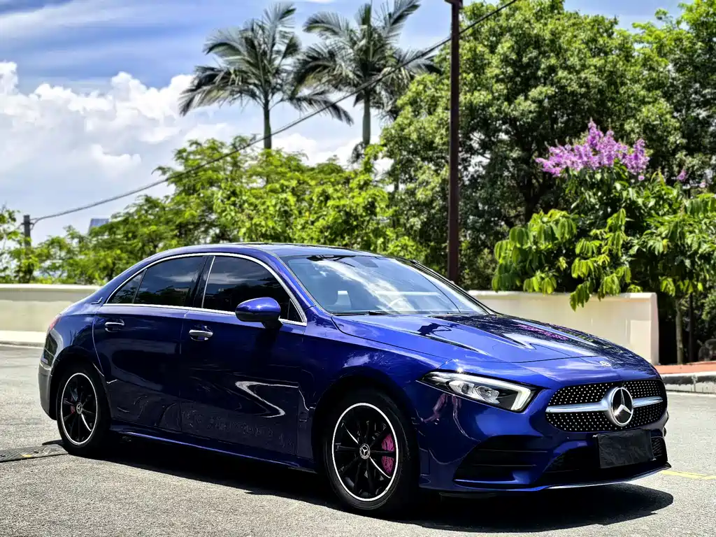 MERCEDES-BENZ A CLASS