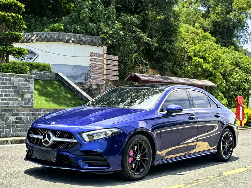 MERCEDES-BENZ A CLASS