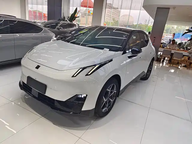 LYNK  Z20 2025