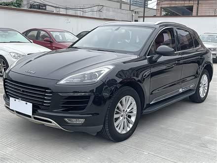 众泰SR9 2017款 2.0T 自动极致之光版