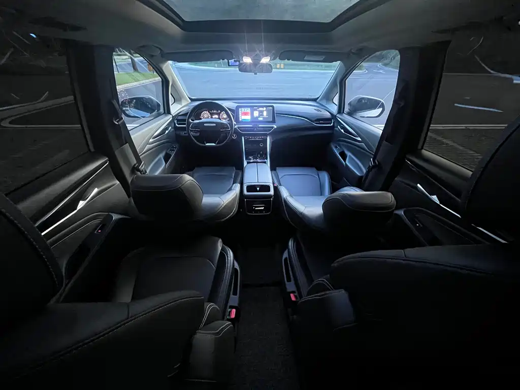 SAIC MAXUS CHASE G50