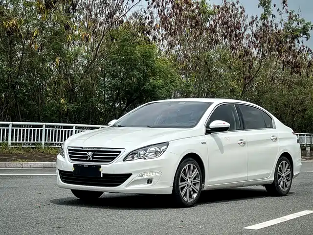 PEUGEOT 408 2016