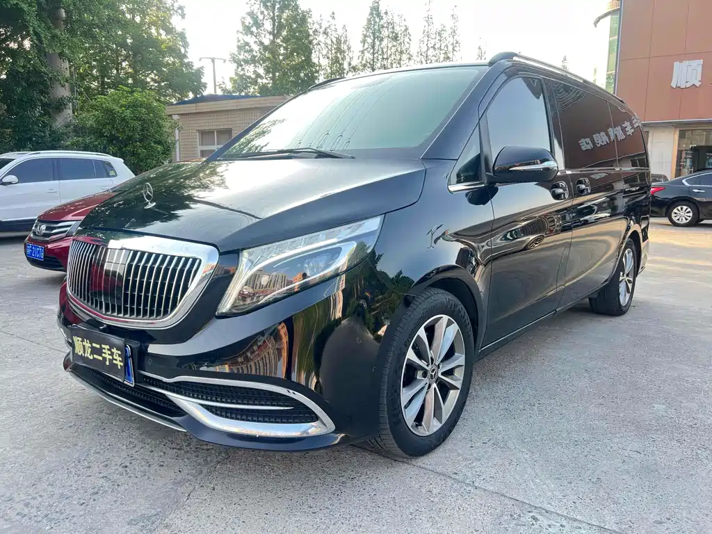 MERCEDES-BENZ V CLASS