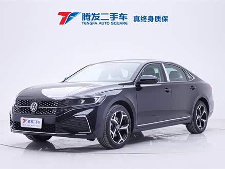 帕萨特 2023款 330TSI 星空精英版