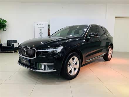 沃尔沃XC60 2022款 B5 四驱智逸豪华版