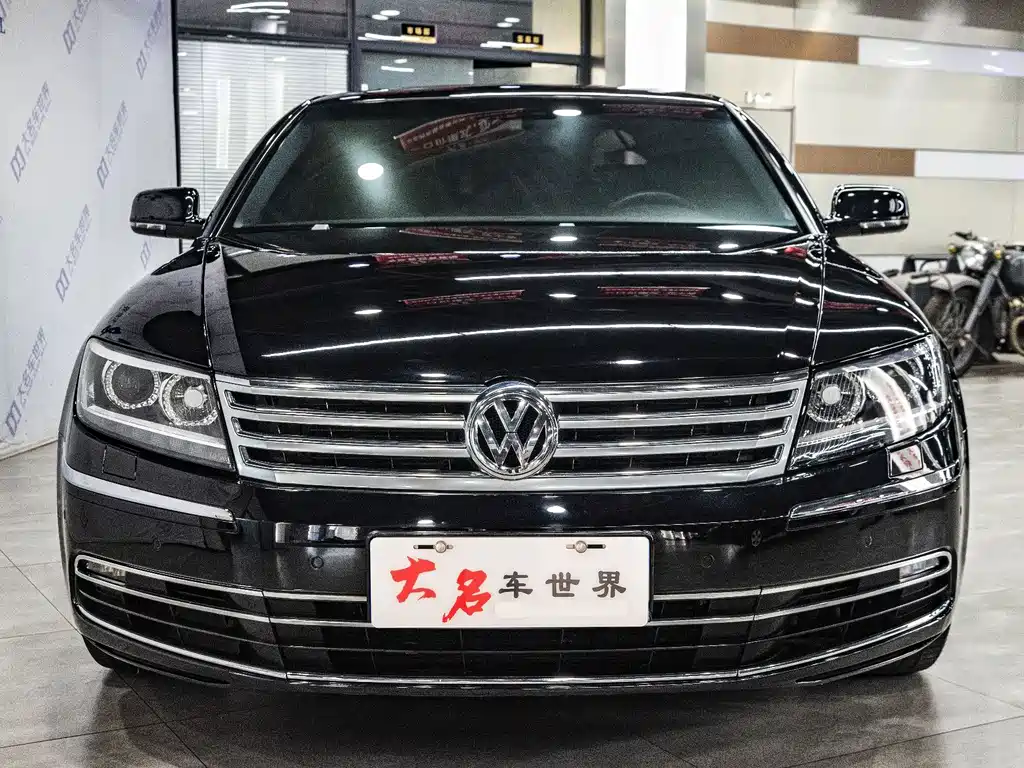 VOLKSWAGEN PHAETON