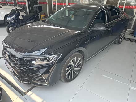 帕萨特 2022款 330TSI 星空豪华版