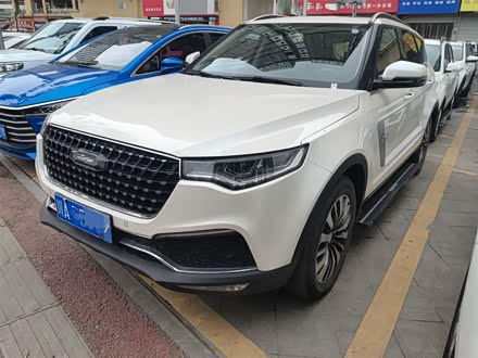 众泰T700 2017款 1.8T 双离合尊享型