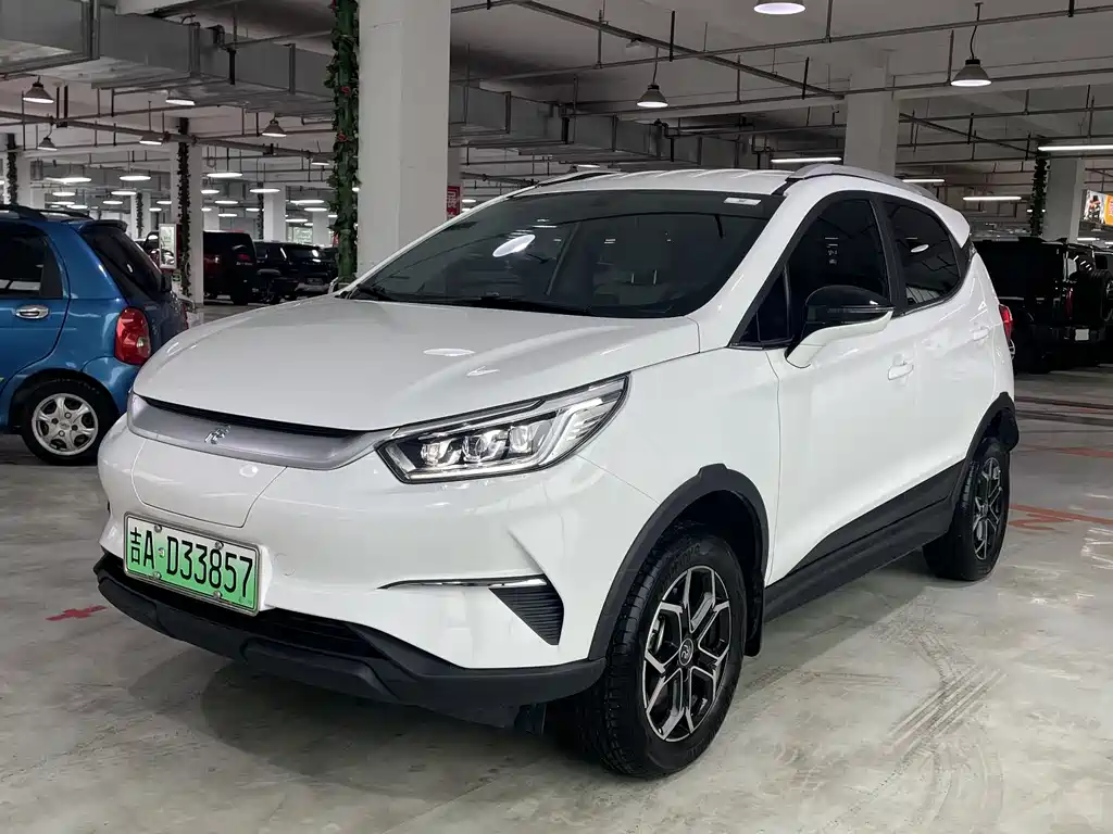 Версия Pro 2023 года 401 км豪华型 (Комфорт) 19000 km 2024
