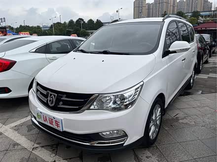 宝骏730 2016款 1.5L 手动舒适型 7座 国V