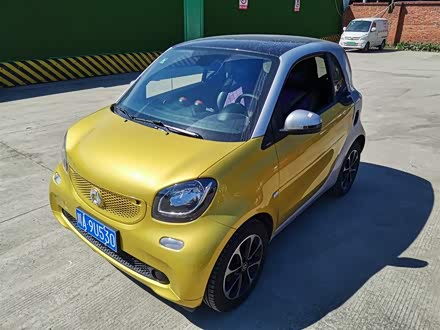 smart fortwo 2015款 1.0L 52千瓦硬顶激情版