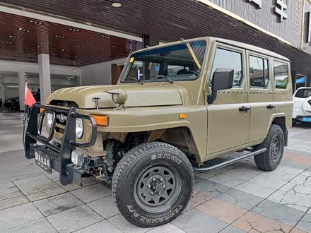 BJ212 2020款 2.4T 方门 硬顶