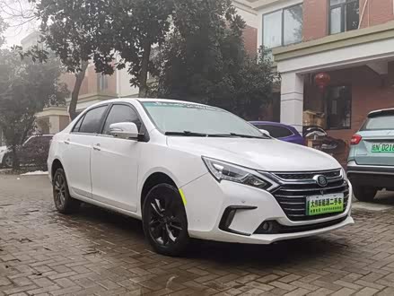 秦新能源 2017款 1.5T 尊贵型