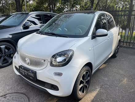 smart forfour 2016款 1.0L 52千瓦激情版
