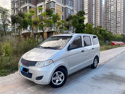 五菱宏光 2014款 1.5L 基本型